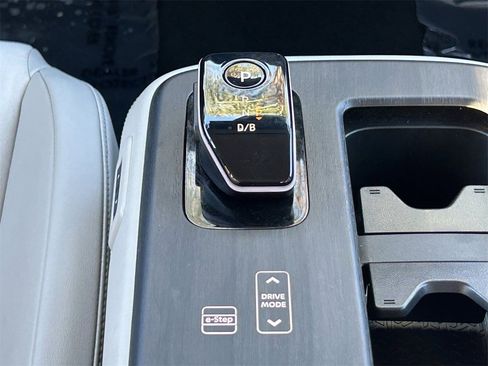 Certified 2023 Nissan Ariya Engage image 21