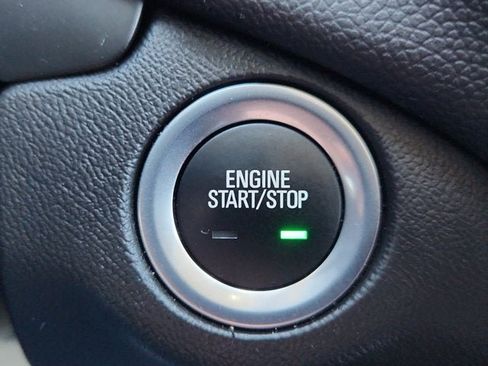 Used 2024 Chevrolet Equinox LT image 25