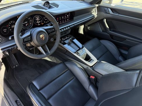 Certified 2022 Porsche 911 Targa 4S image 4