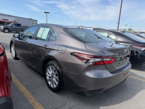 Used 2023 Toyota Camry LE FWD image 4