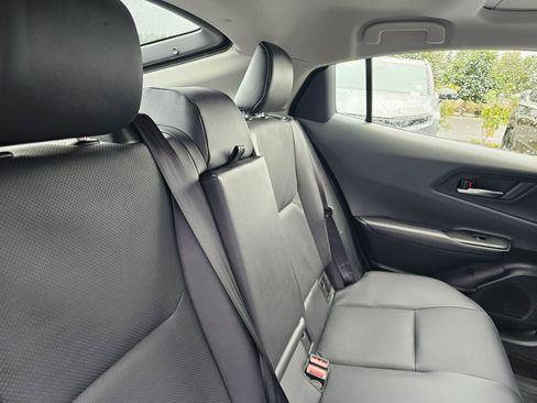 Used 2025 Toyota Prius Limited w/ Limited Premium Package AWD/4WD image 13