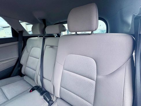 Used 2016 Hyundai Tucson SE w/ Option Group 02 image 19