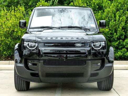 Used 2026 Land Rover Defender 110 S AWD/4WD image 6