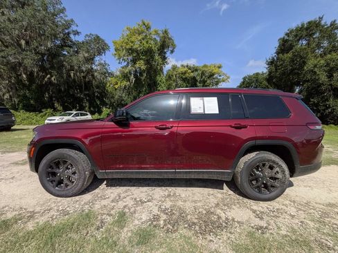 Used 2025 Jeep Grand Cherokee L Altitude RWD image 6
