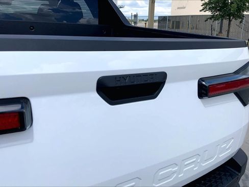 Certified 2026 Hyundai Santa Cruz SE image 10