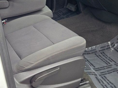 Used 2018 Chevrolet Silverado 2500 LT image 7