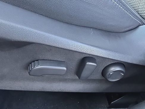 Used 2021 Subaru Forester Premium image 12