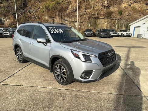 Certified 2024 Subaru Forester Limited image 1