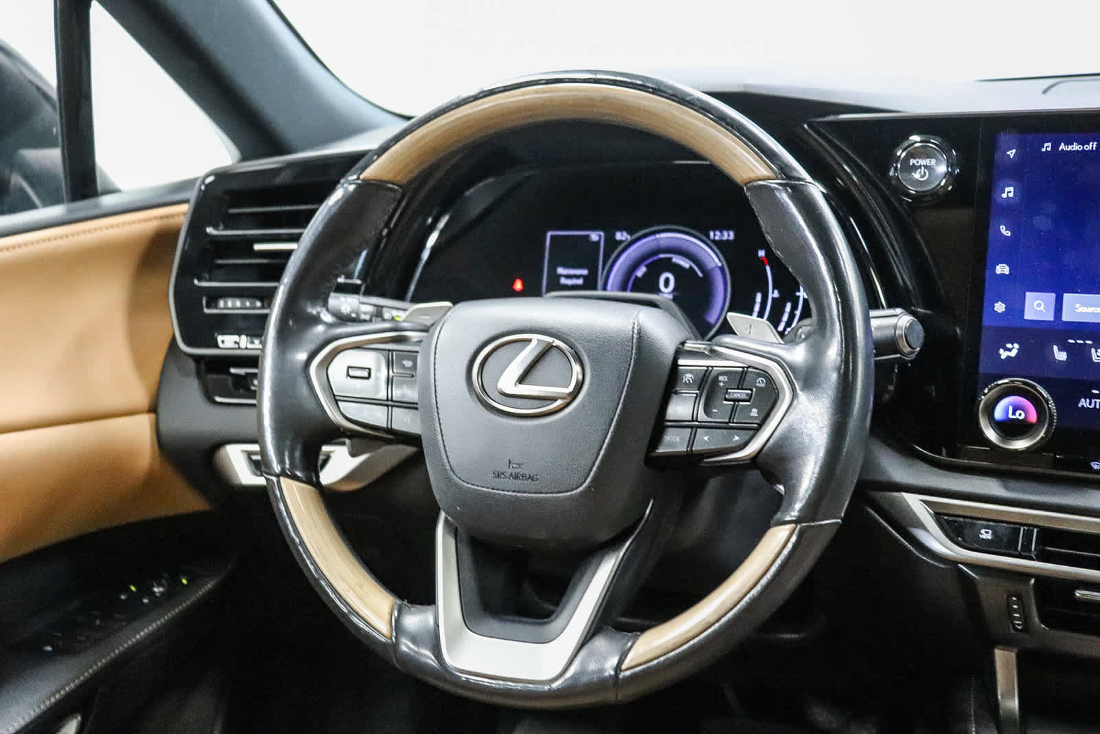 Used 2024 Lexus RX 350h w/ Convenience Package AWD/4WD image 17
