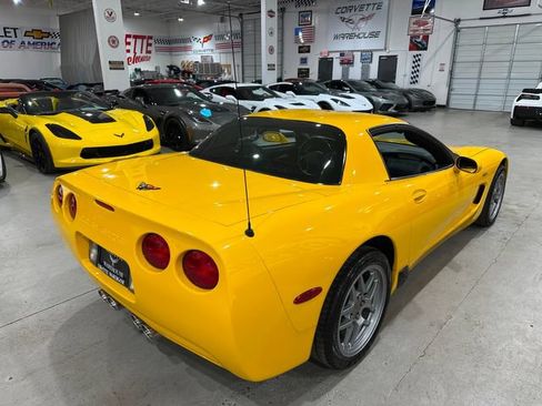 Used 2004 Chevrolet Corvette Z06 w/ Memory Package RWD image 31