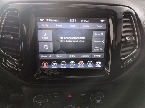 Used 2020 Jeep Compass Limited image 21