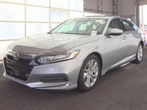 Used 2019 Honda Accord LX image 4