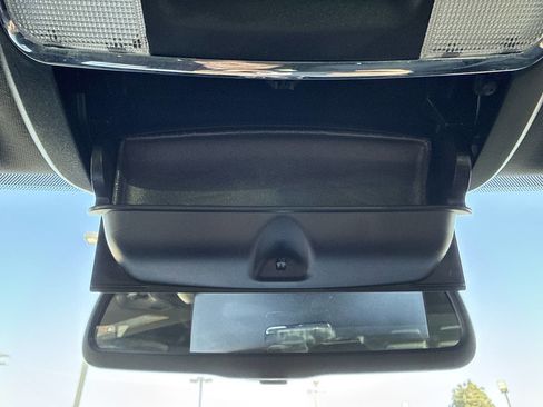 Used 2015 Dodge Charger SE w/ Sport Appearance Group image 32