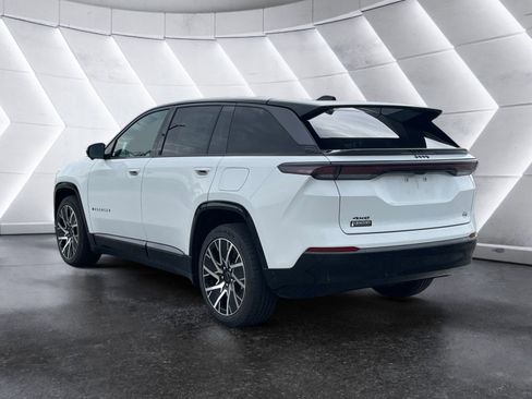 New 2025 Jeep Wagoneer S Limited image 4