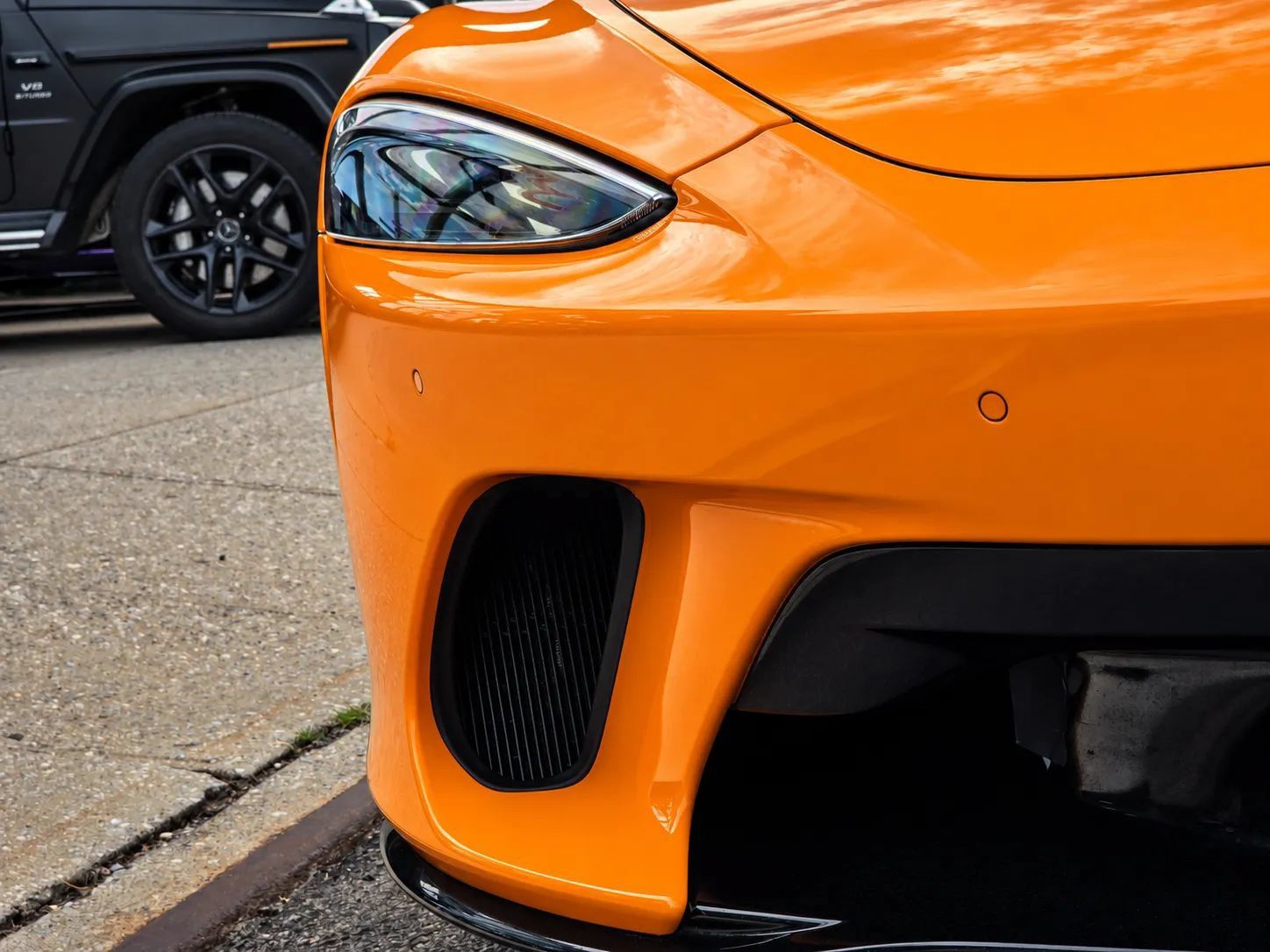 Used 2023 McLaren GT RWD image 17