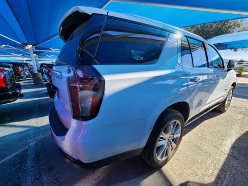 Used 2021 Chevrolet Tahoe High Country w/ Premium Package image 4