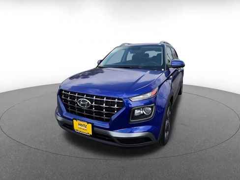 Used 2025 Hyundai Venue SEL FWD image 7