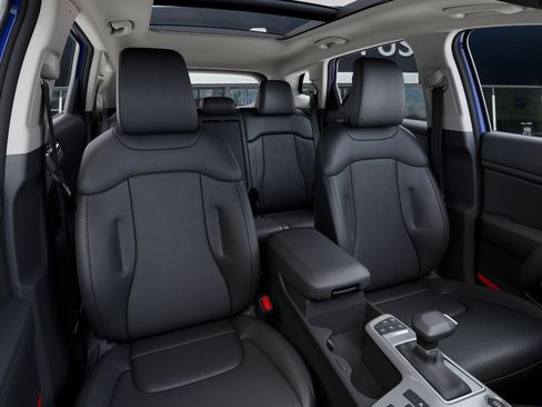 New 2026 Kia Sportage EX image 15