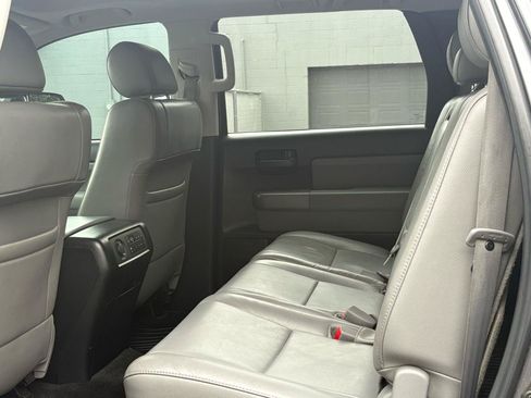 Used 2013 Toyota Sequoia SR5 w/ Premium Pkg AWD/4WD image 31