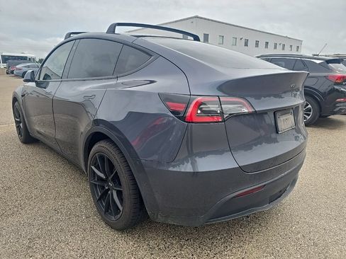 Used 2021 Tesla Model Y Long Range AWD/4WD image 4