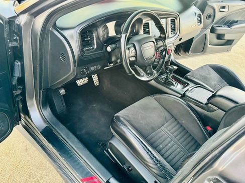 Used 2019 Dodge Charger Scat Pack w/ Daytona Edition image 26