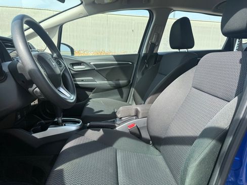 Used 2020 Honda Fit LX image 11