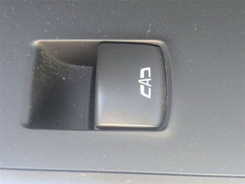 Used 2025 GMC Sierra 1500 SLT RWD image 38