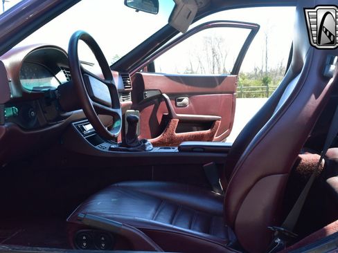 Used 1987 Porsche 944 S image 22