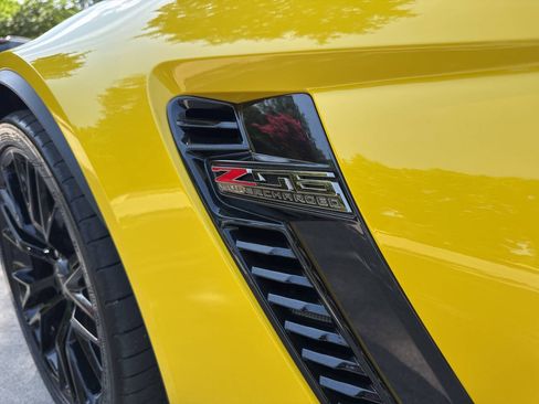 Used 2017 Chevrolet Corvette Z06 RWD image 12