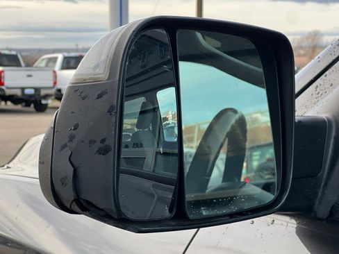 Used 2019 RAM 2500 Big Horn image 27