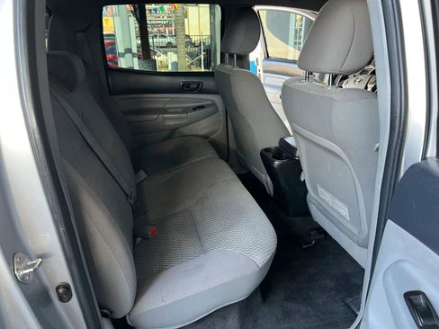 Used 2015 Toyota Tacoma PreRunner w/ Convenience Package RWD image 11