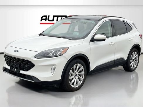 Used 2022 Ford Escape Titanium w/ Titanium Elite Package AWD/4WD image 3