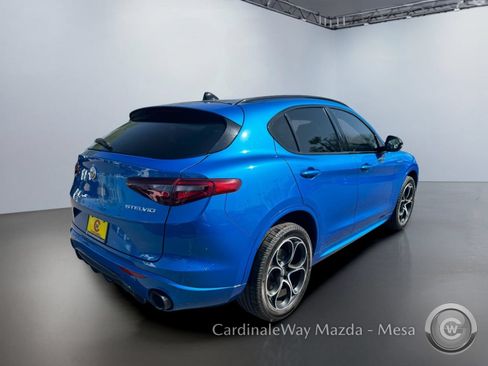 Used 2023 Alfa Romeo Stelvio Veloce AWD/4WD image 4