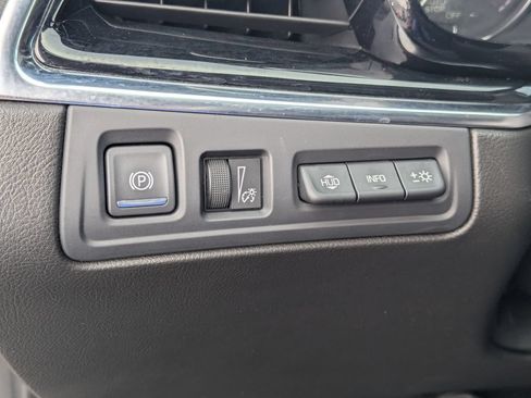 Used 2021 Cadillac XT6 Premium Luxury AWD/4WD image 24