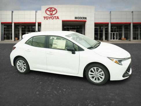 New 2026 Toyota Corolla SE image 6