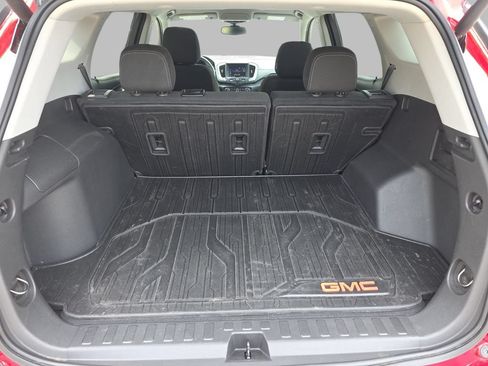 Certified 2023 GMC Terrain SLE w/ Driver Convenience Package FWD image 13