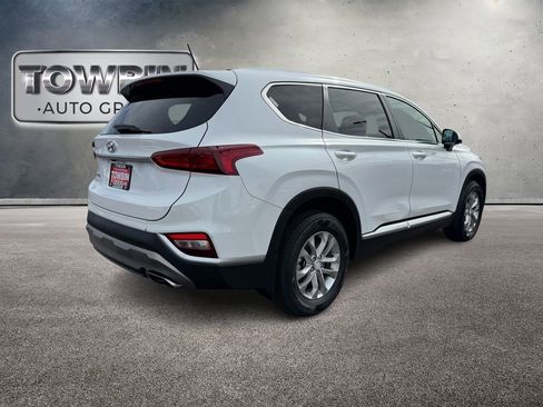 Used 2020 Hyundai Santa Fe SE image 3