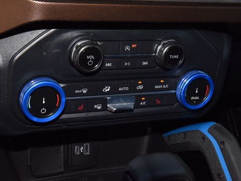 Used 2022 Ford Bronco Outer Banks AWD/4WD image 31