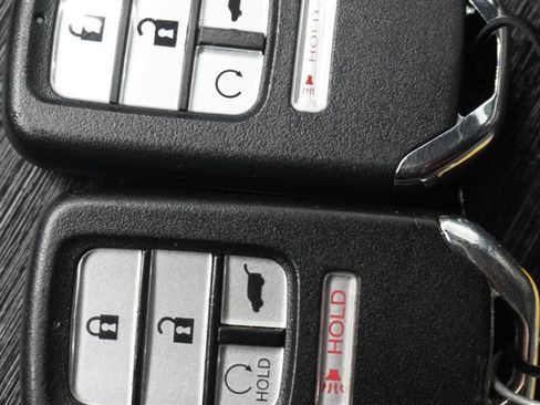 Used 2016 Honda Pilot EX image 25