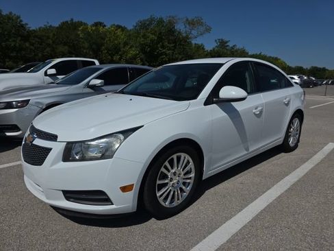 Used 2014 Chevrolet Cruze Eco FWD image 1