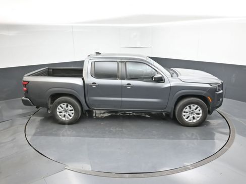 Used 2022 Nissan Frontier SV RWD image 50