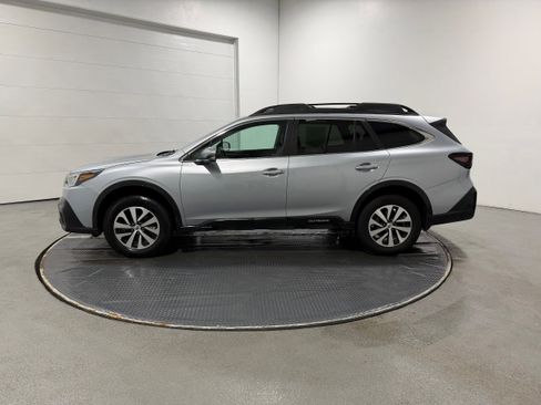 Used 2020 Subaru Outback Premium image 21