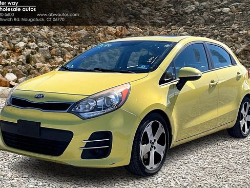 Used 2016 Kia Rio SX image 1