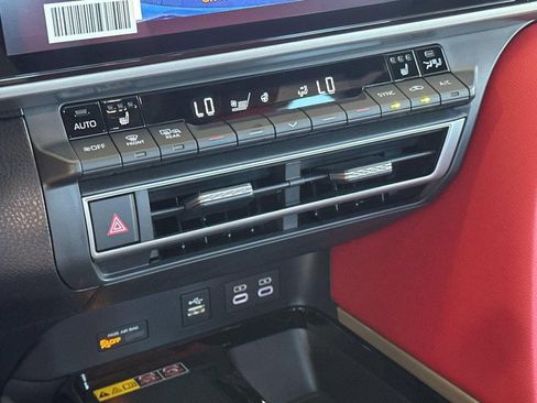 Used 2026 Toyota Camry XSE FWD image 19