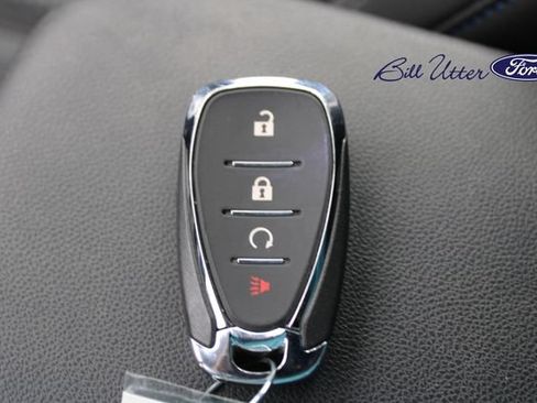 Used 2025 Chevrolet Trax LT FWD image 24