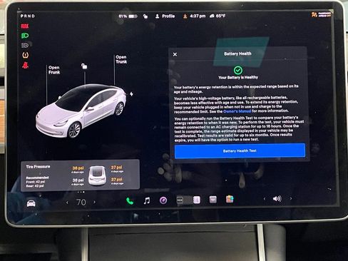 Used 2020 Tesla Model 3 Performance image 27