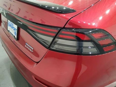 Used 2024 Honda Accord Sport image 8