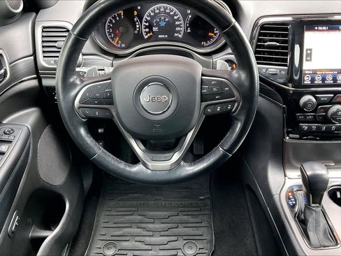 Used 2020 Jeep Grand Cherokee Limited X image 8