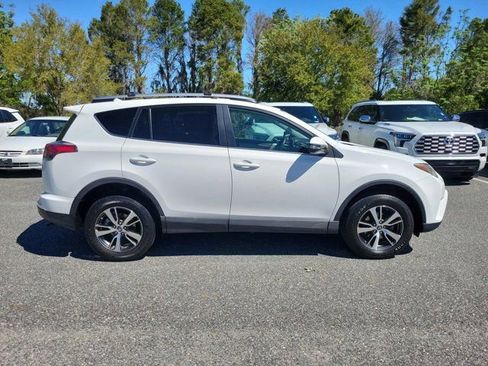 Used 2018 Toyota RAV4 XLE w/ Plus Extra Value Package image 9