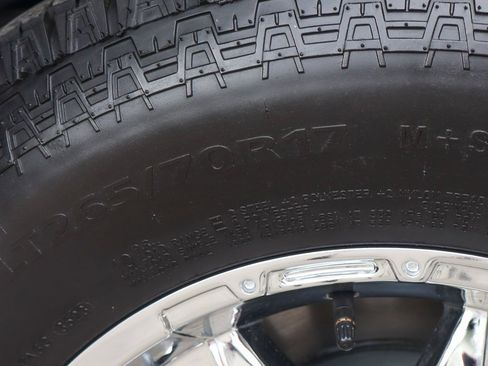 Used 2020 Chevrolet Silverado 2500 W/T image 36